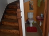 toilettes-et-escalier